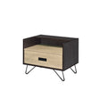 Accent Table Possessing Metal Leg With Tip