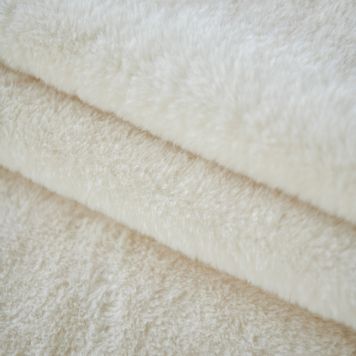 Faux Fur Smooth Plush Comfy Couch Covers, Soft Thicked Durable Blankets and Throws for Sofas