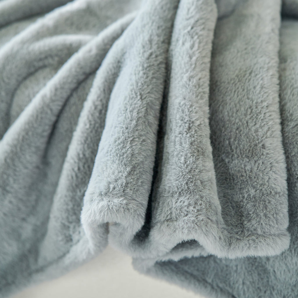 Faux Fur Smooth Plush Comfy Couch Covers, Soft Thicked Durable Blankets and Throws for Sofas