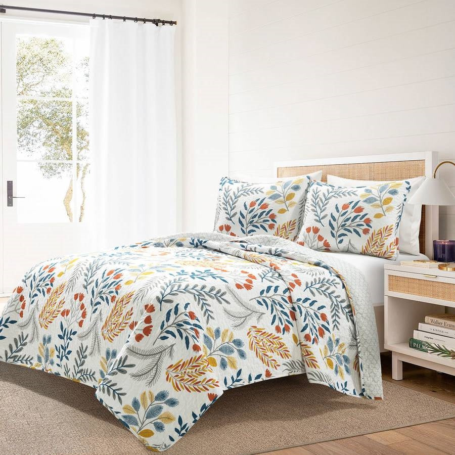 Full/Queen Botanical Bohemian Floral Lightweight 3 Piece Quilt Set