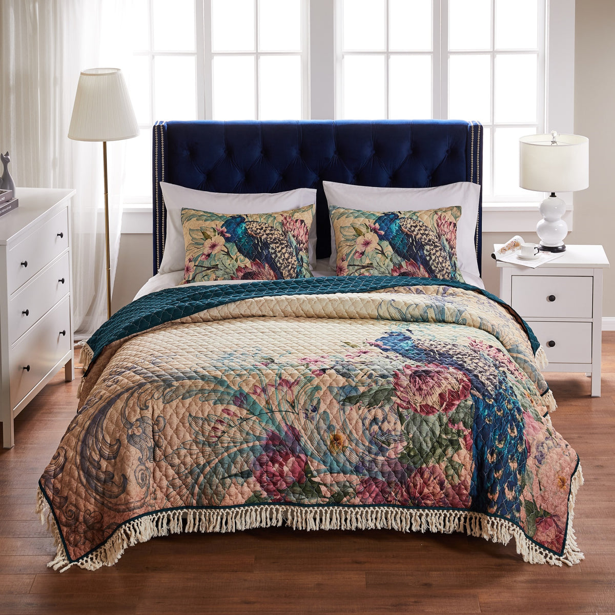 Barefoot Bungalow, Eden Peacock Quilt Set 3Piece King/Cal King, Ecru