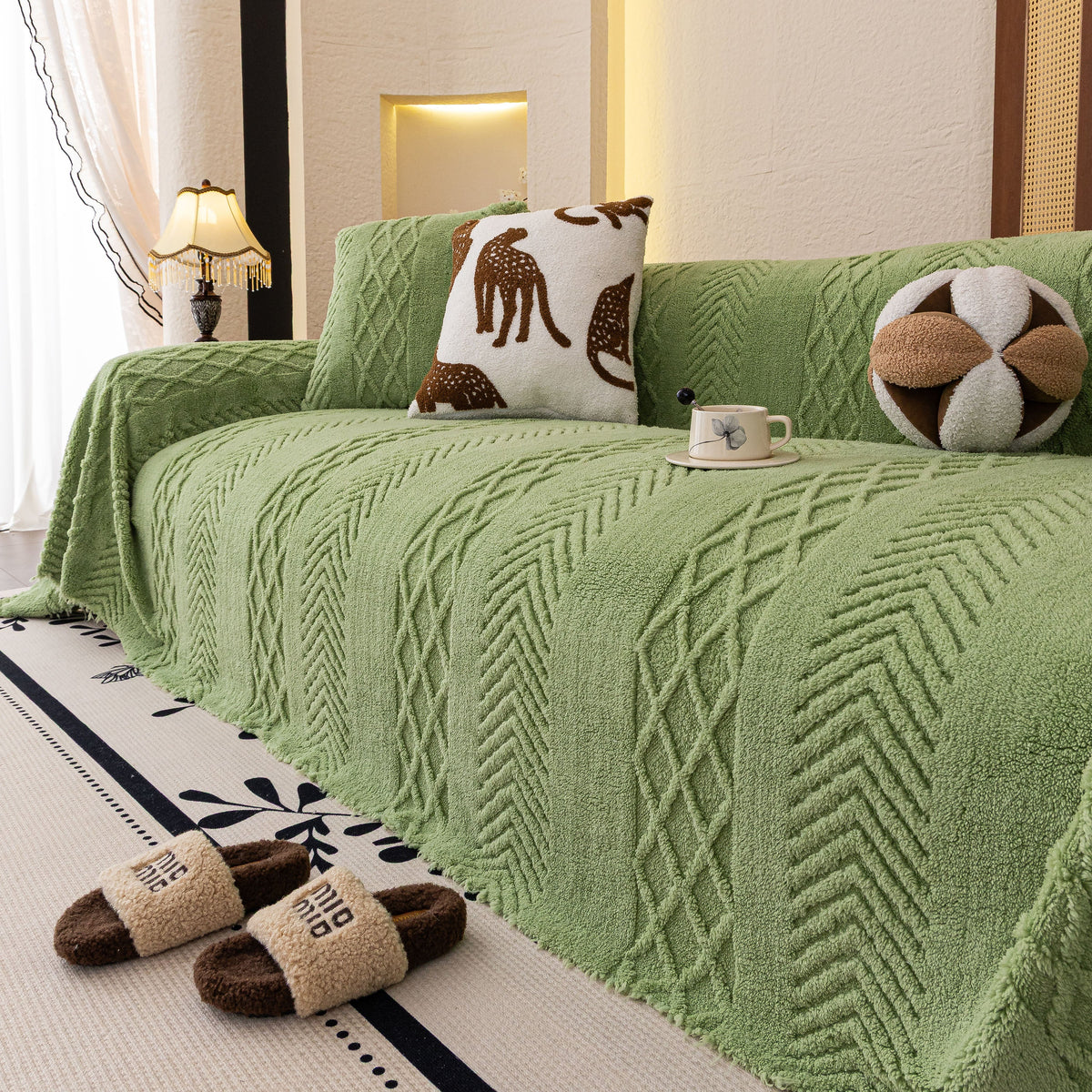 Plush Fleece Sofa Cover with 3D Cable Knit Texture Soft Cozy Warm Sofa Throw Blanket