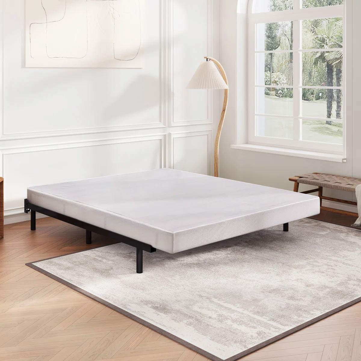 Queen size 5-inch Low Profile Metal Box Spring Mattress Foundation with Cover