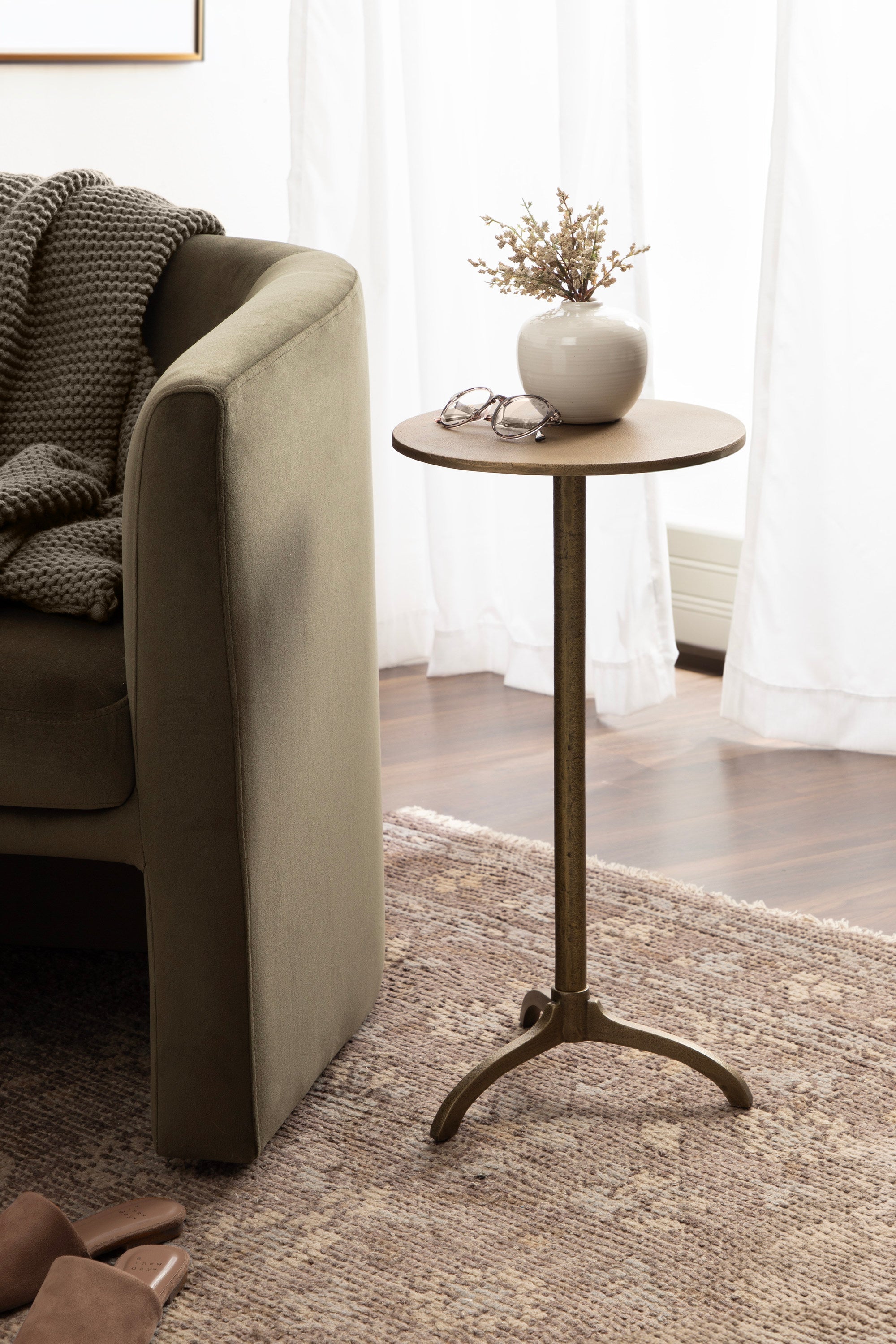 Henshall Metal Round Side Table
