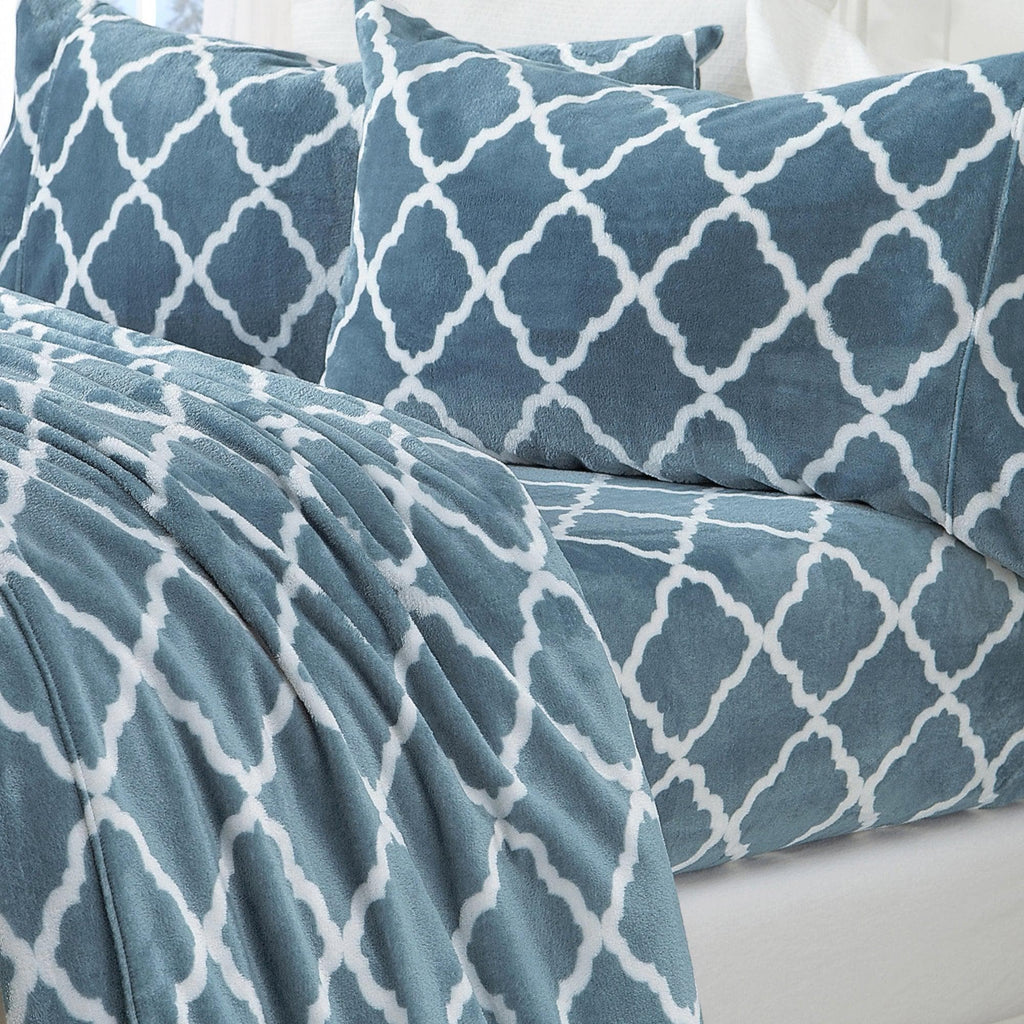 Printed Plush Sheet - Velvet Luxe Lattice Collection