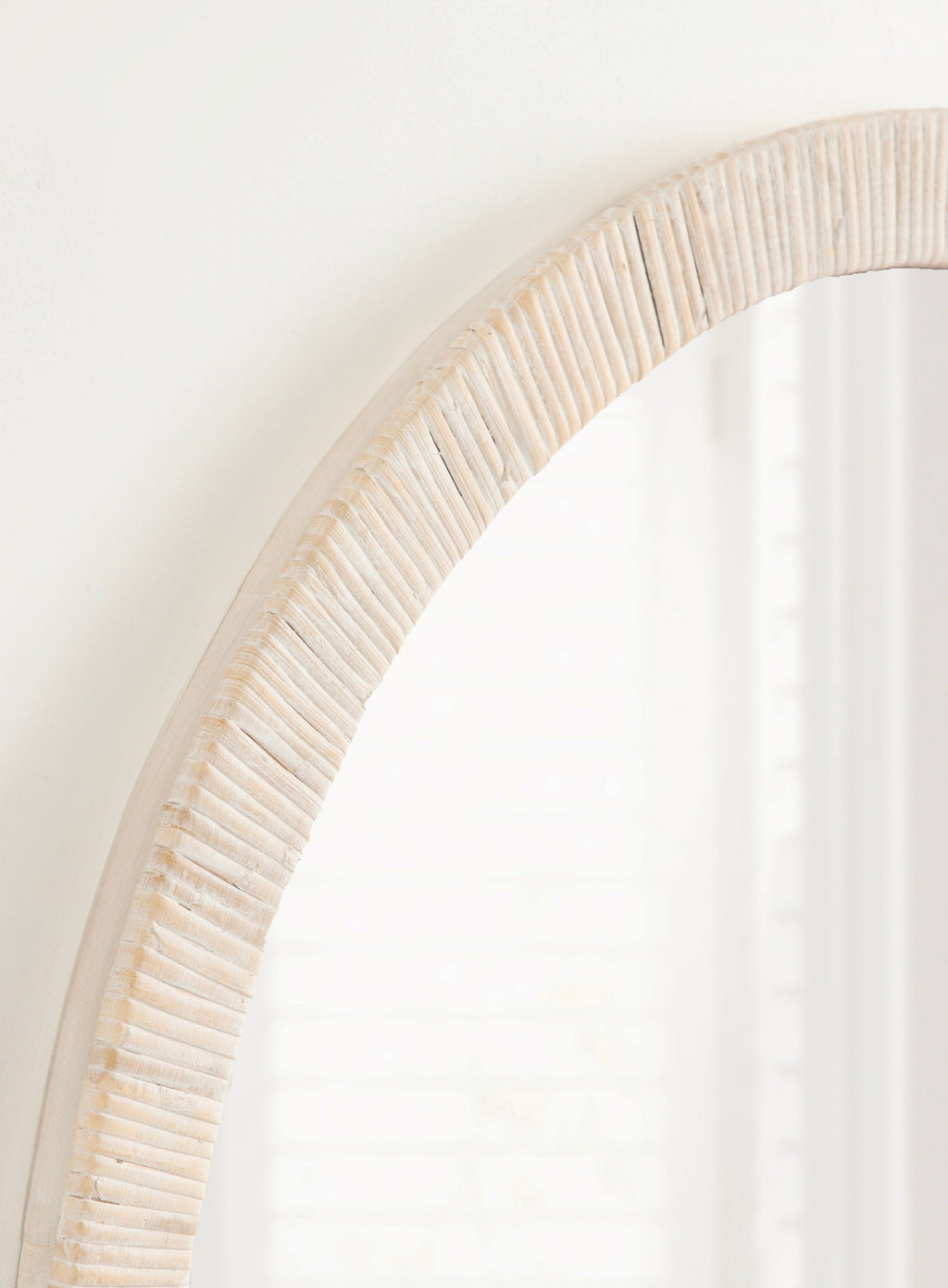 Rahfy Round Framed Wall Mirror