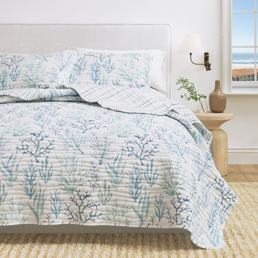 Blue Coral Quilt - Amelia Island