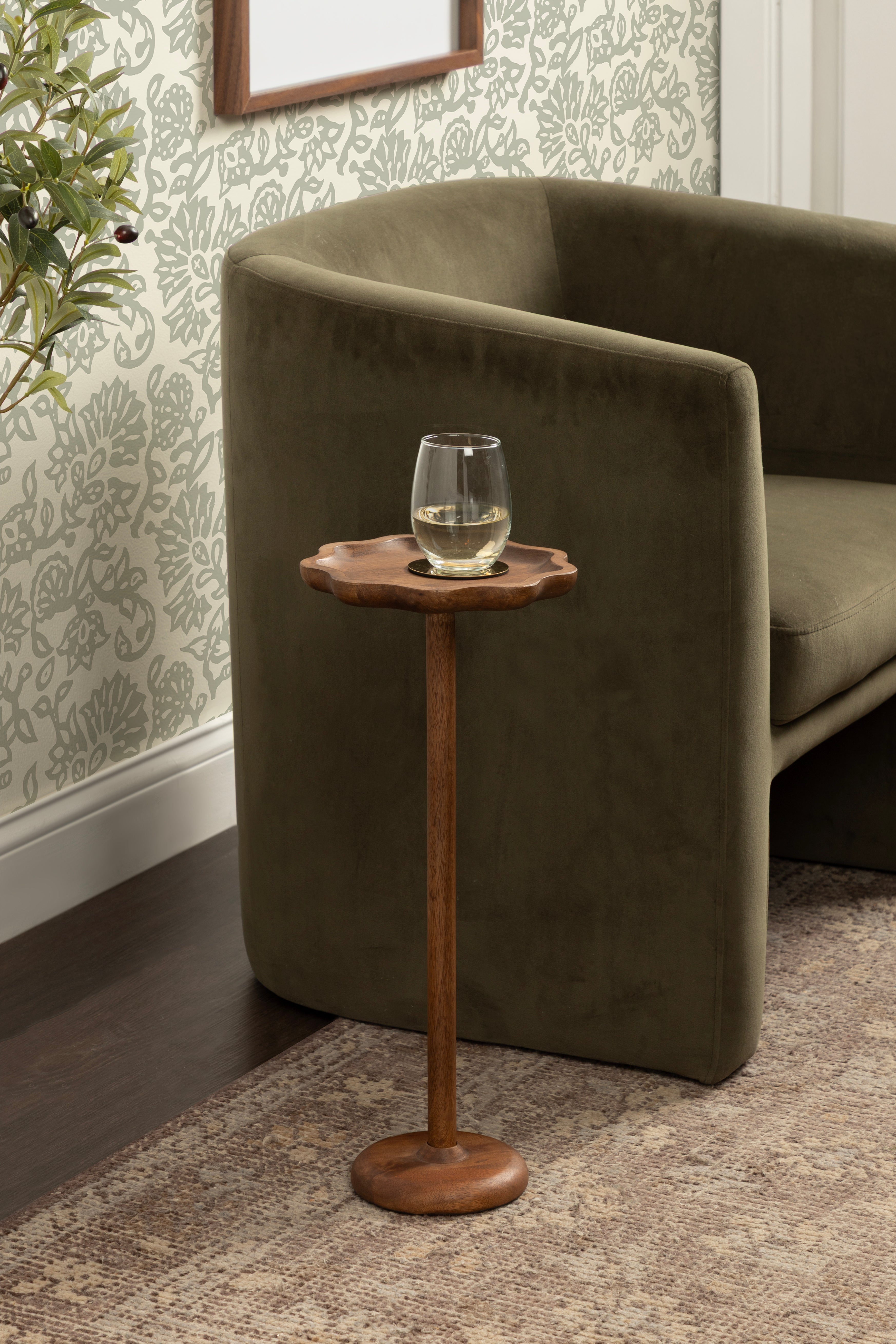 Alezar Scallop Wood Drink Table